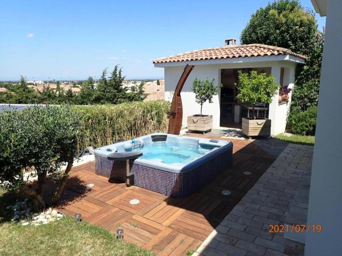 Les Fruitiers Agde Exterior photo