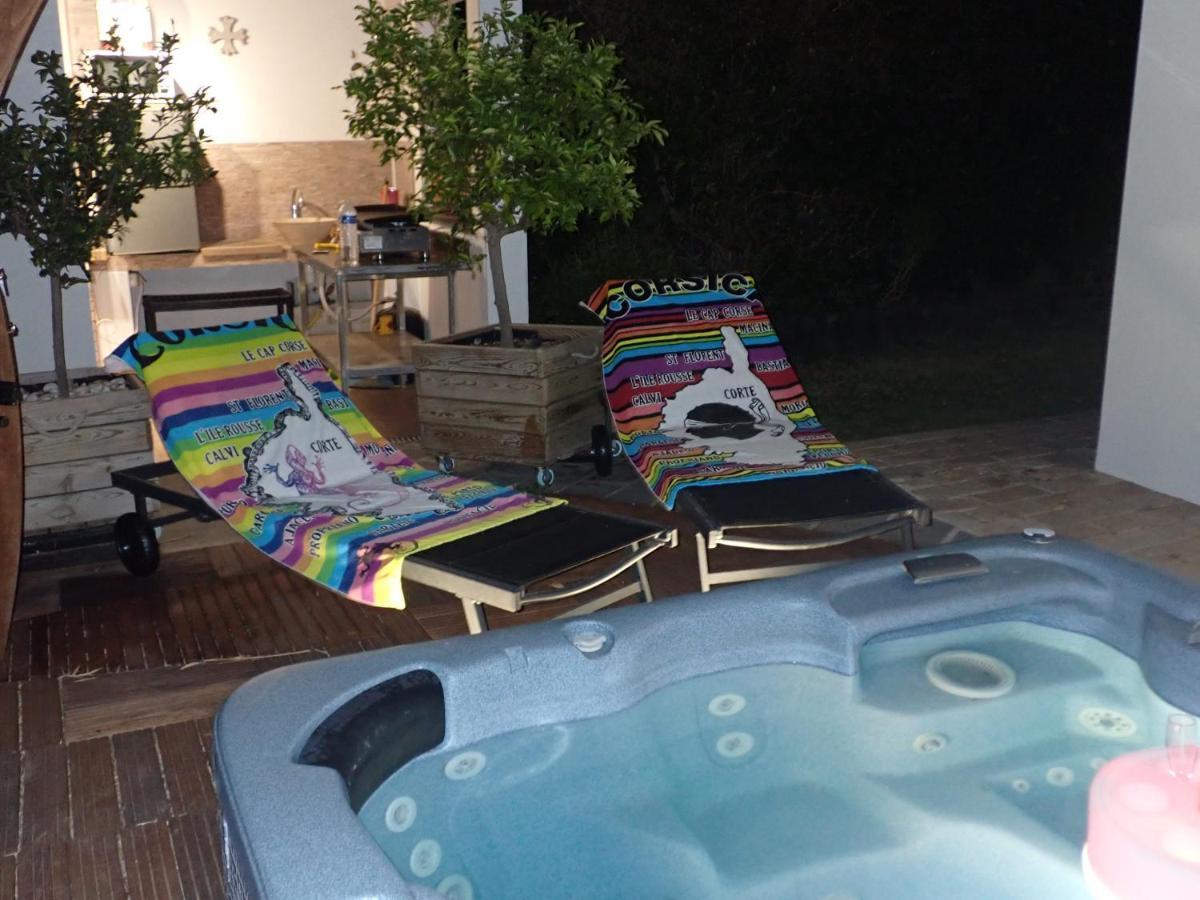 Les Fruitiers Agde Exterior photo