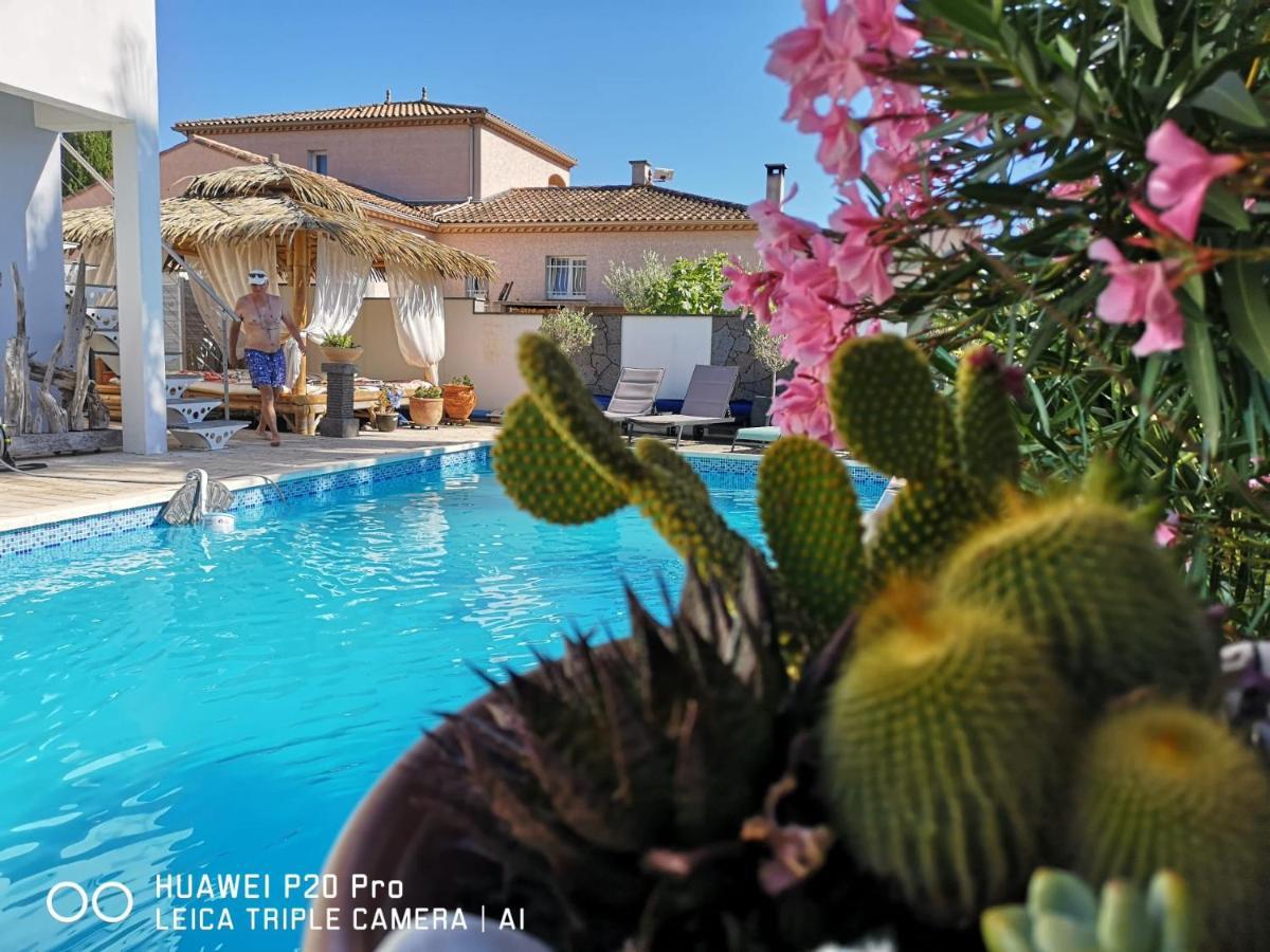 Les Fruitiers Agde Exterior photo