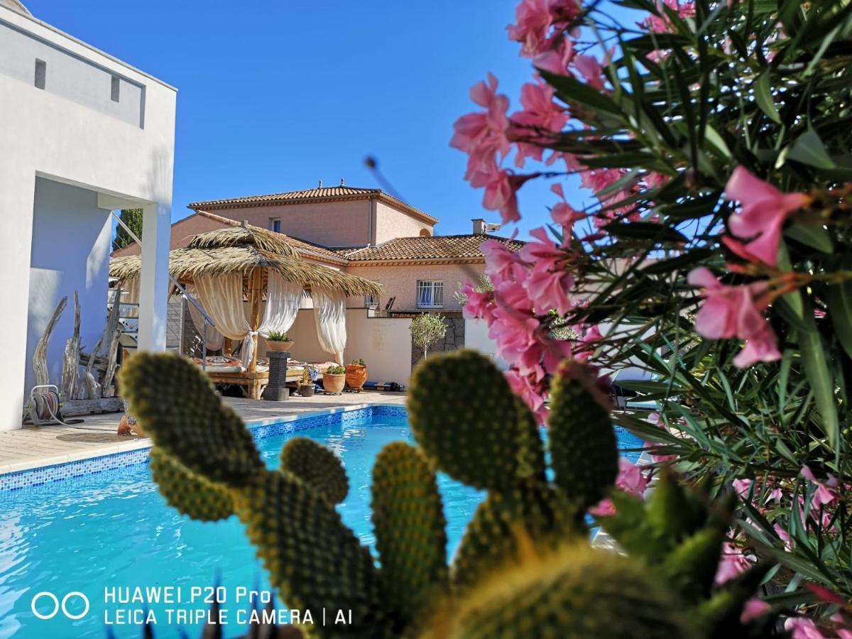 Les Fruitiers Agde Exterior photo